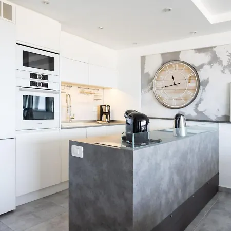 Apartment Royal Sunset Loggia By Interhome